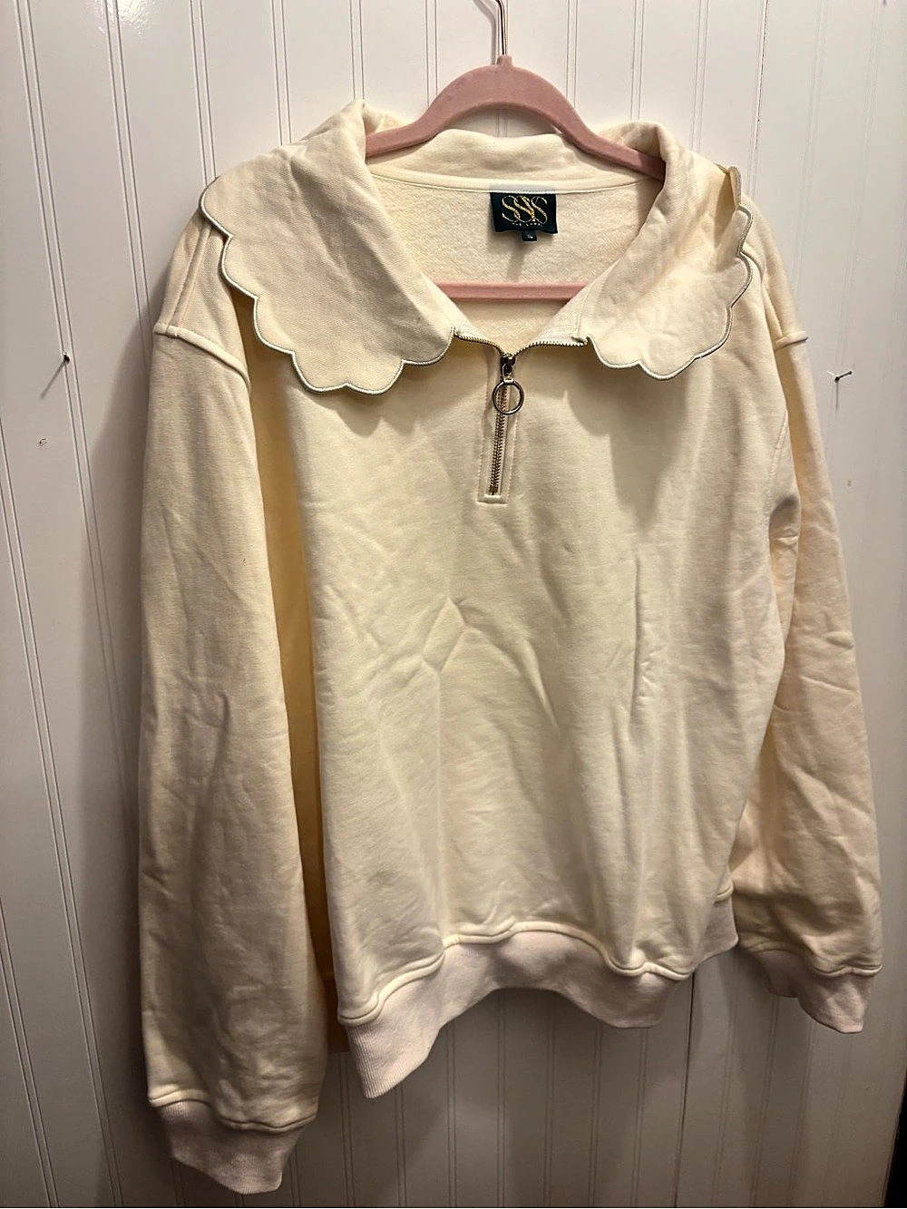 SSYS The Label Lucy Scalloped Collar Pullover in Cream XL Like New